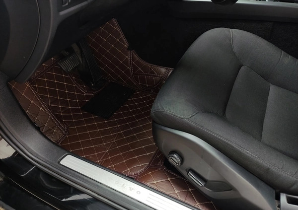 Volvo V60 cena 69699 przebieg: 280960, rok produkcji 2018 z Dobrzyca małe 781